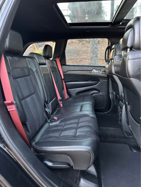 2018 Jeep Grand Cherokee Trackhawk - Image 20
