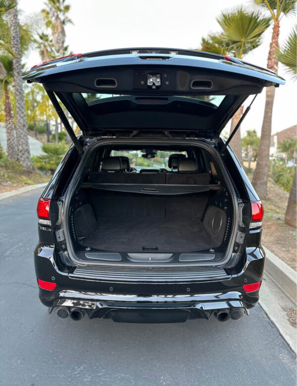 2018 Jeep Grand Cherokee Trackhawk - Image 4