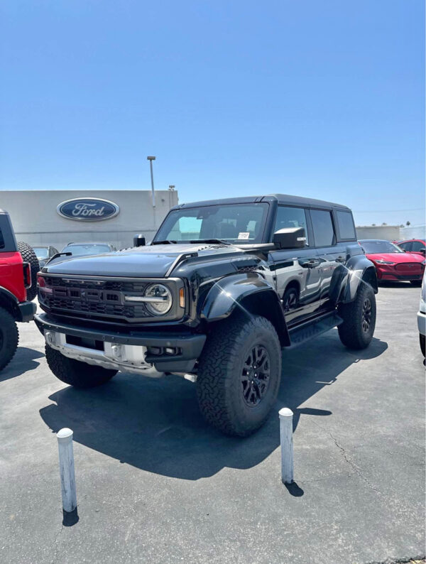 2024 Ford Bronco Raptor - Image 3