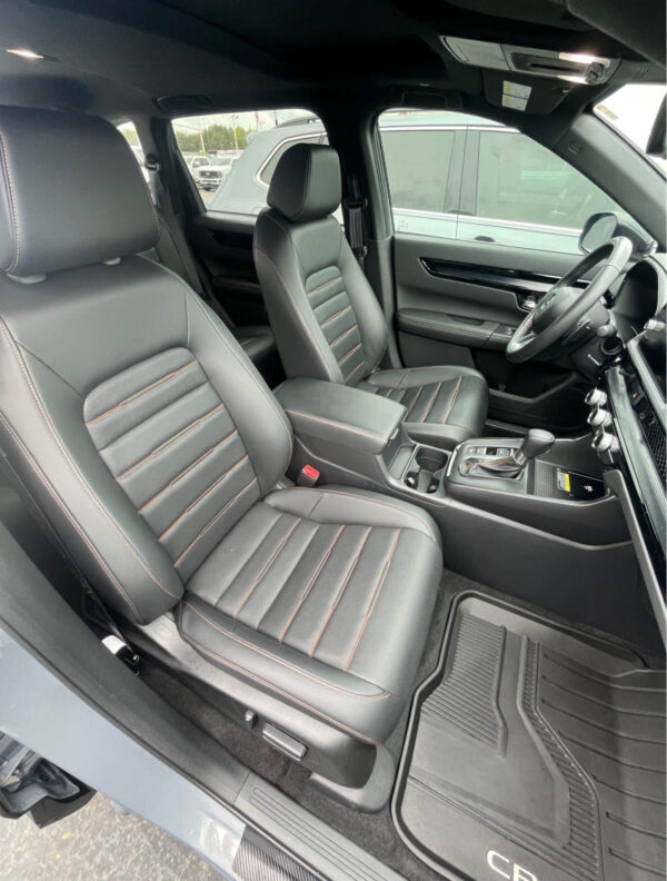 2024 Honda CR-V Hybrid · Sport touring - Image 8