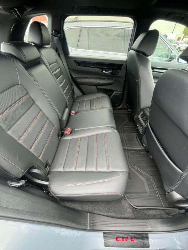 2024 Honda CR-V Hybrid · Sport touring - Image 9