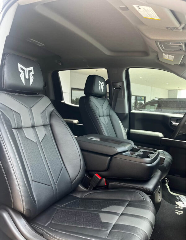 2024 Chevrolet Silverado 1500 Trail Boss - Image 4