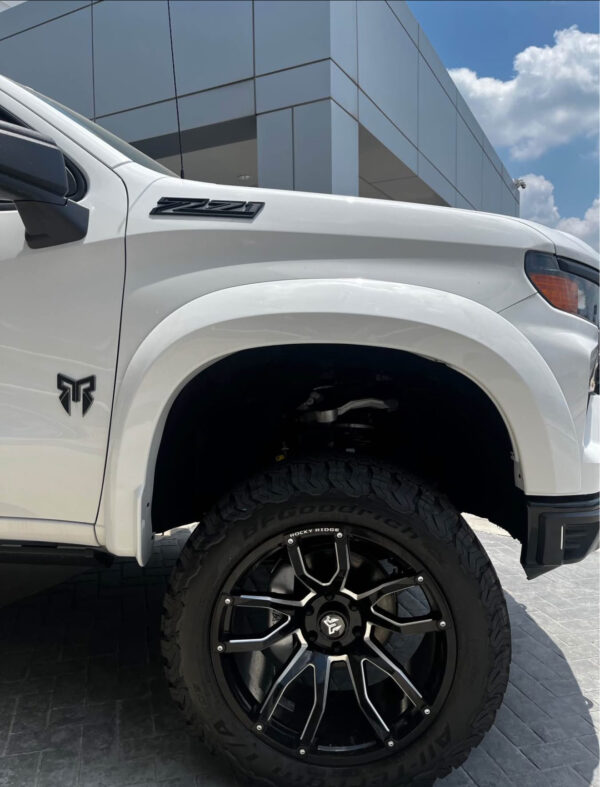 2024 Chevrolet Silverado 1500 Trail Boss - Image 6