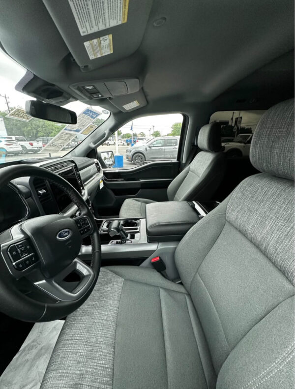 2023 FORD F150 LIGHTINING XLT - Image 5