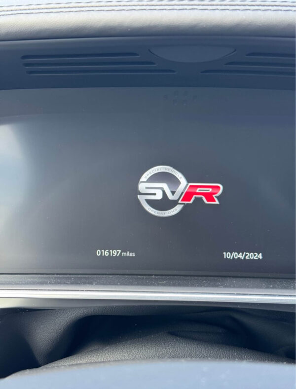 2022 LAND ROVER RANGE ROVER SPORT SVR - Image 9